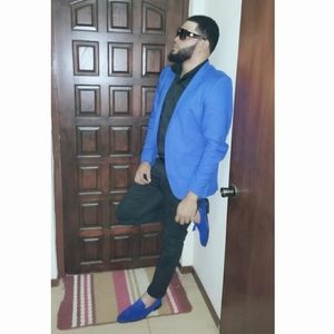 Meet your Posher, Dervon